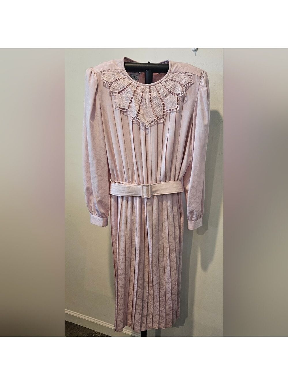 In The Mood Vintage 80s, Women's Pink Jacquard Pleated Midi Dress, Size 16